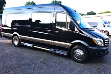 Van rentals in San Antonio
